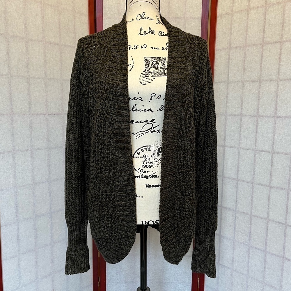 Cute Cardigan - NWOT - Size Small